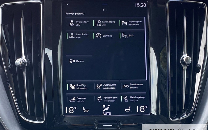 Volvo XC 60 cena 159900 przebieg: 109975, rok produkcji 2019 z Toruń małe 596